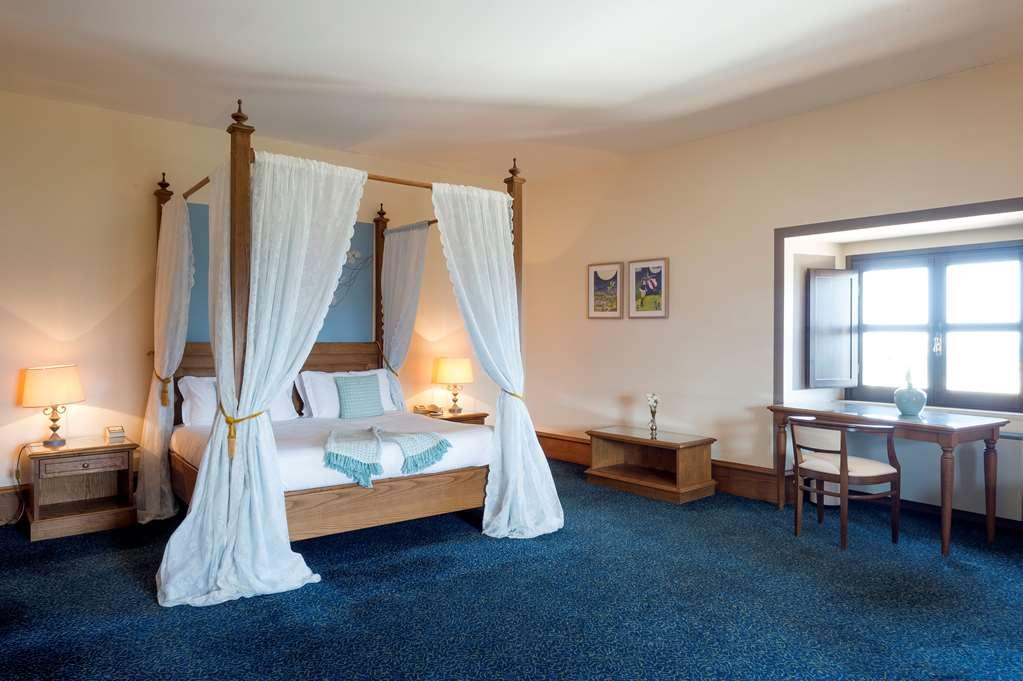 Hotel Castello Chiola Dimora Storica Loreto Aprutino Habitación foto